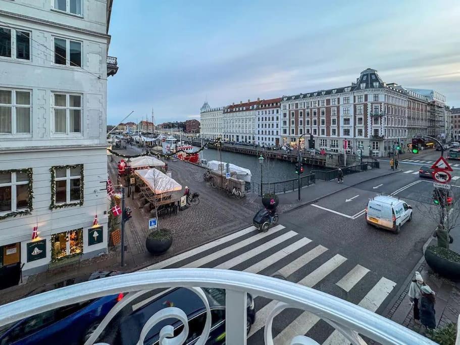 Chic Apartment In Vibrant Area By Copenhagen Canals コペンハーゲン エクステリア 写真